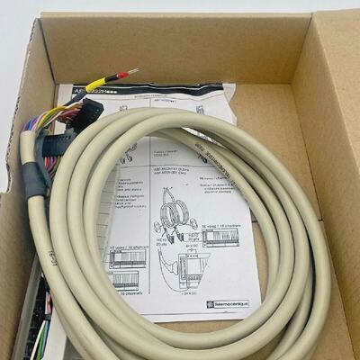1pc x Schneider electric cordon ABFM32H