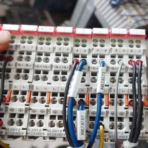 【议价】倍福模块KL2012成色很新适用