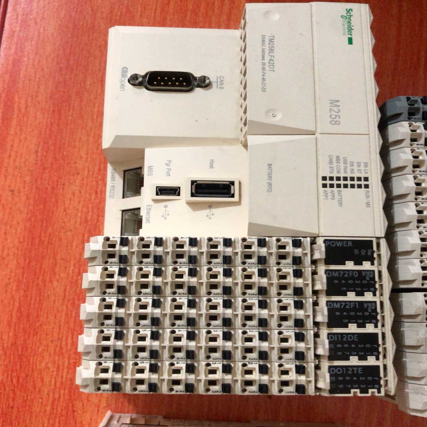 询价施耐德M258模块TM258LF42DT可编程控制器PLC