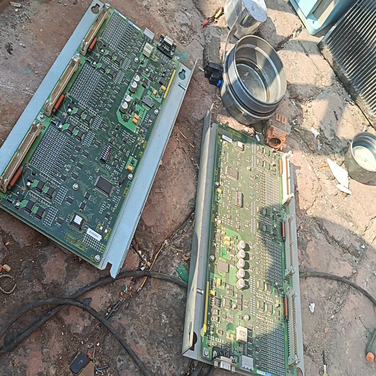 lO板，1P6Fc5611一0cA01一0AA0的询价