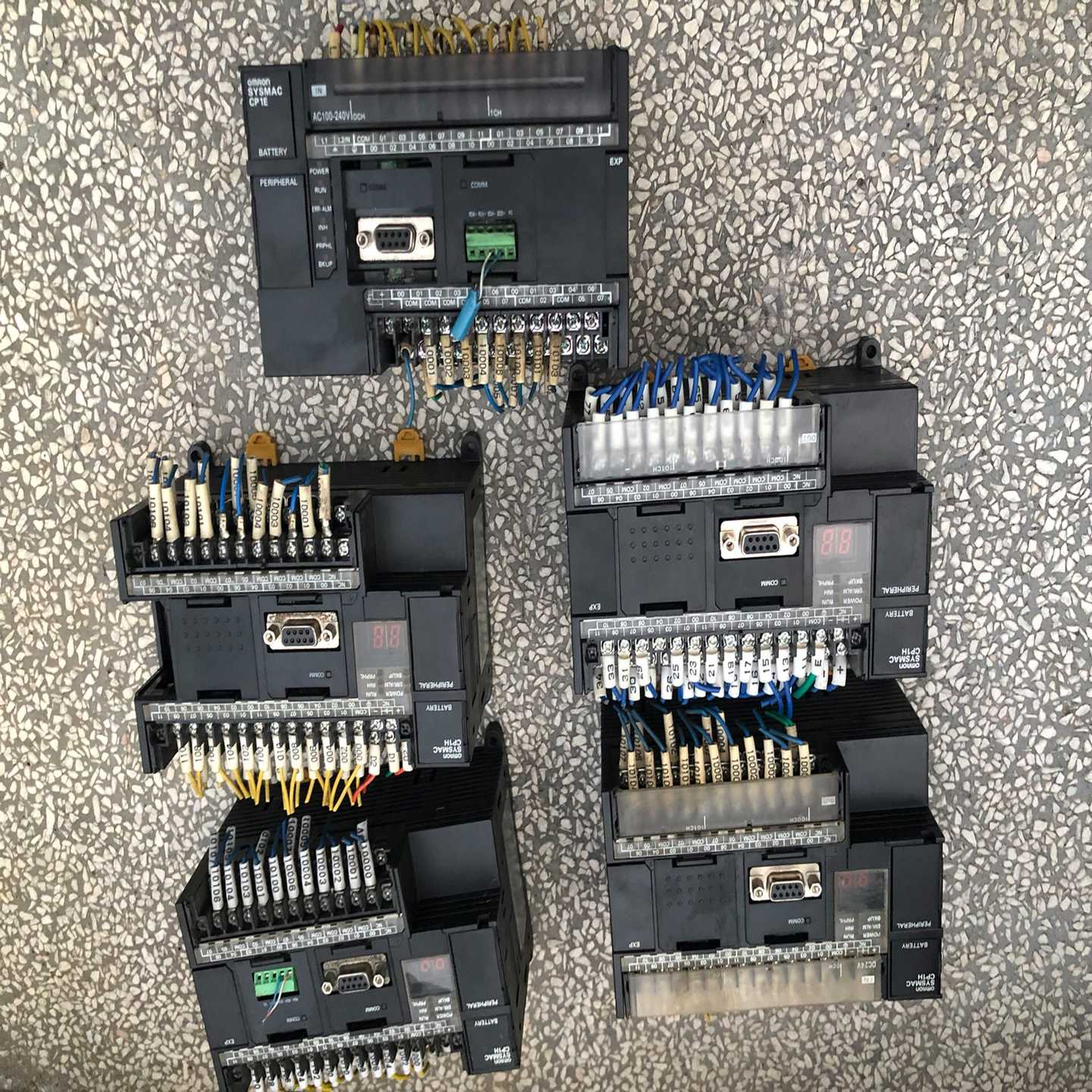 、CP1E－N40DR－A、一个：CP1E－N40DR（佳毅工控）