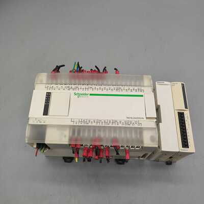 9成新施耐德TM218LDA40DR2HNTM2AMO1--议价商品