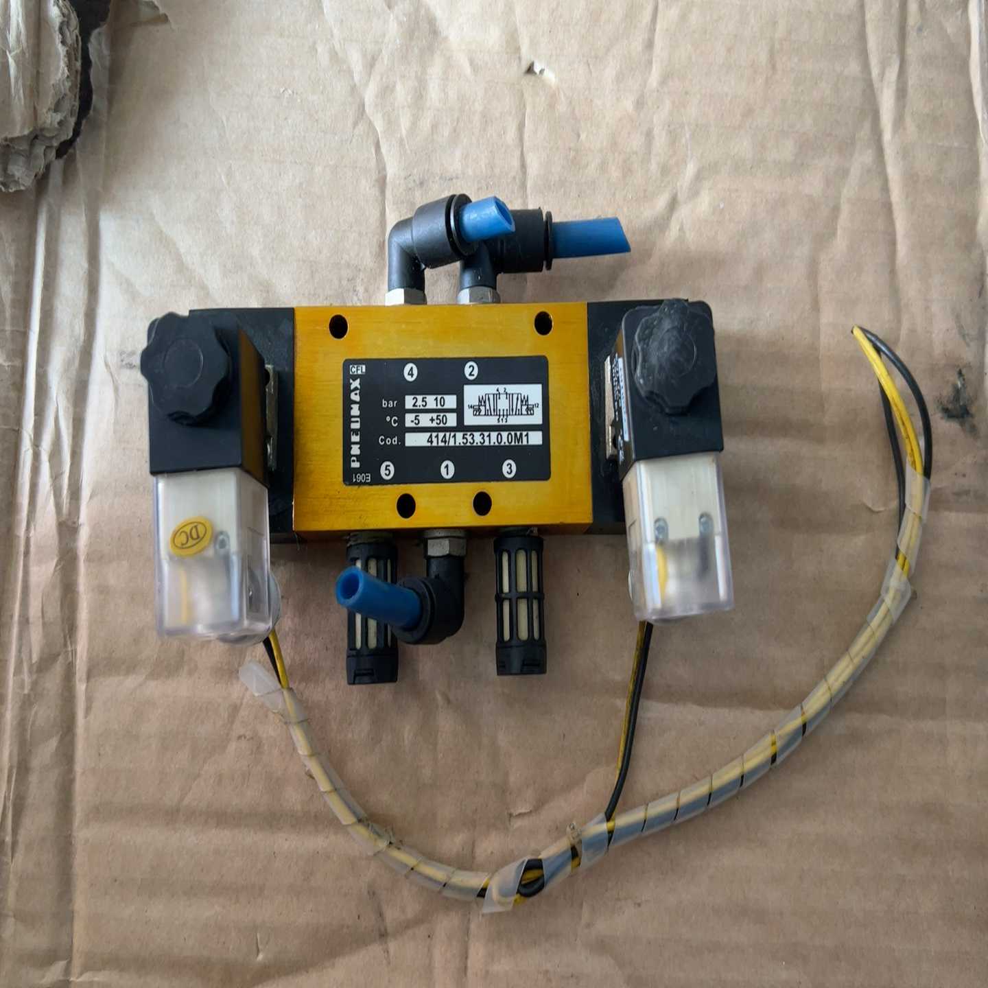 （洋洋设备）PNEUMAX纽迈思414/1.53.31.0.0.M1电磁