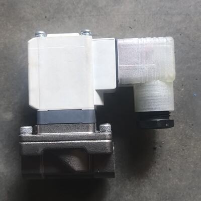 SMC. VXZ2A2DZ2AA. 电磁阀  全新无包装 成--议价商品