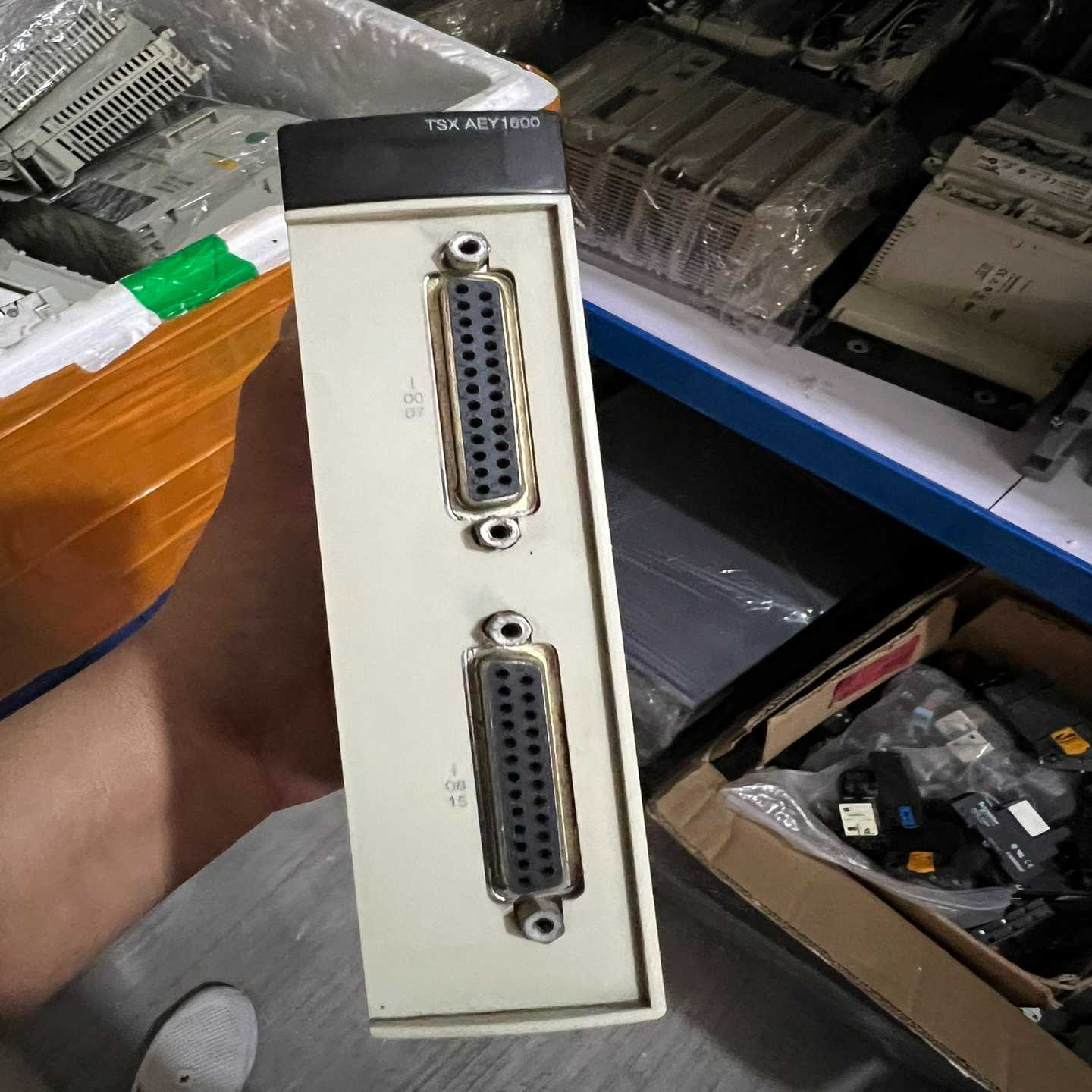 TSXAEY1600施耐德tsxaey1600成色漂亮，功能--议价商品