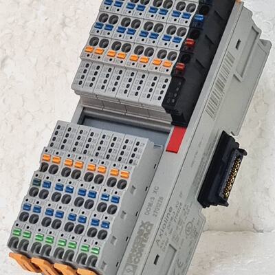 PHOENIX CONTACT AXL F DO163 XC 2F Axioline F output control