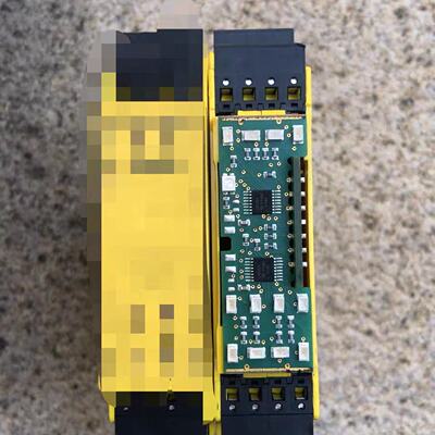 溢价-西克FX3XTIO84002模块1044125还有一个没盖子