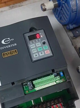 寻“”康沃变频器5.5KWCVFG24T0055CR成色如