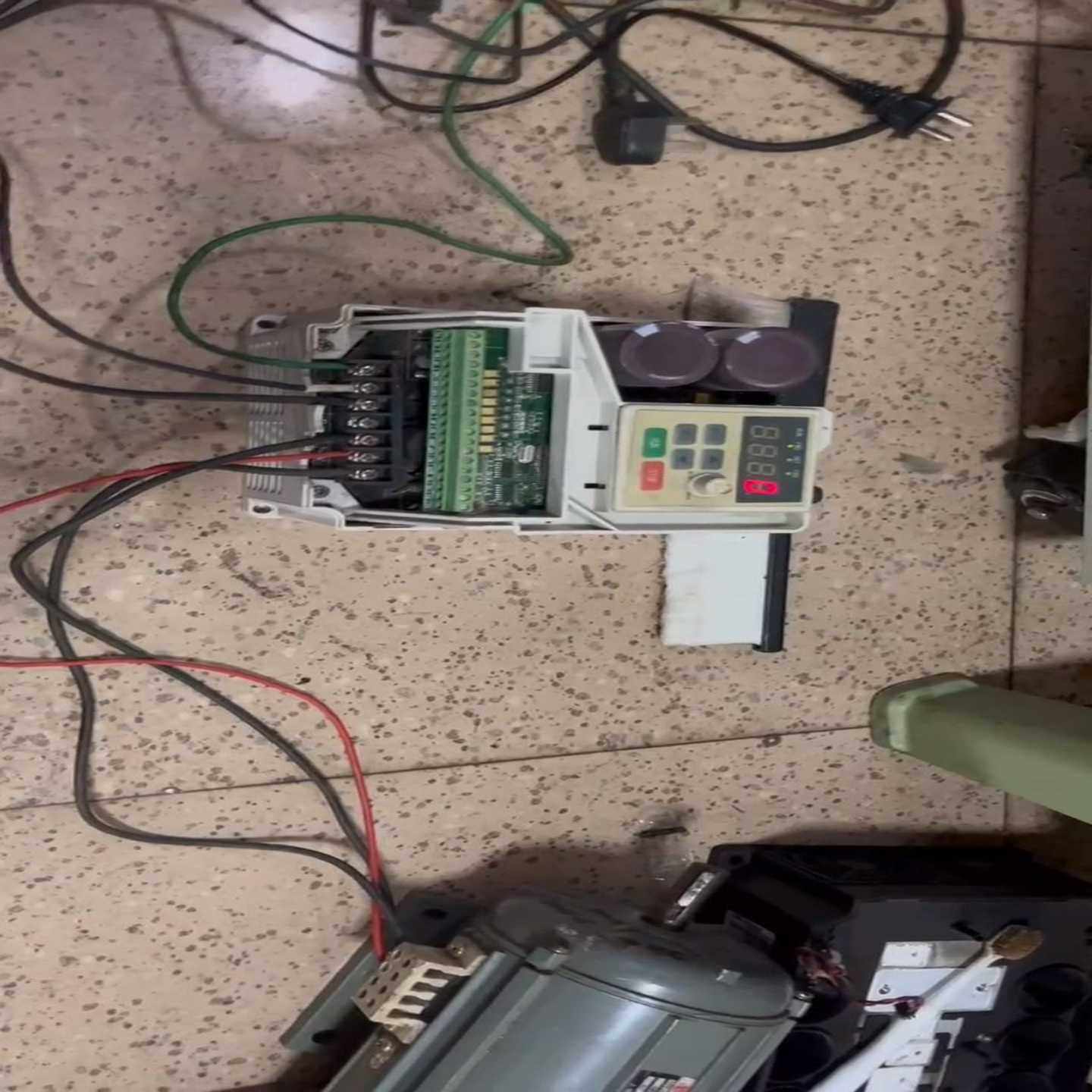 VF-G700变频器0.75kw~询价,电子元器件市场,其它元器件,淘宝优惠券,粉丝福利购,淘宝优惠卷