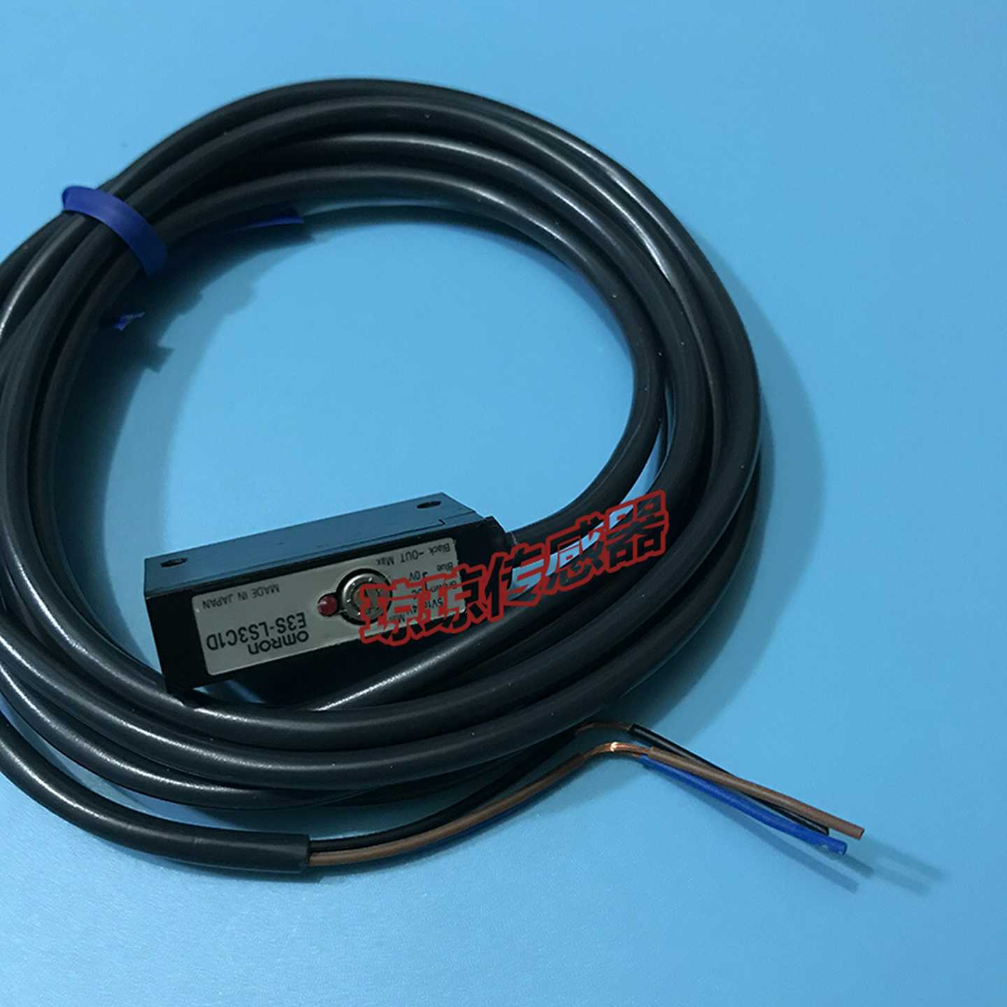 欧姆龙E3S-LS3C1DE3S-LS3C1D-30LS3RC4基板限位光电开关传感器
