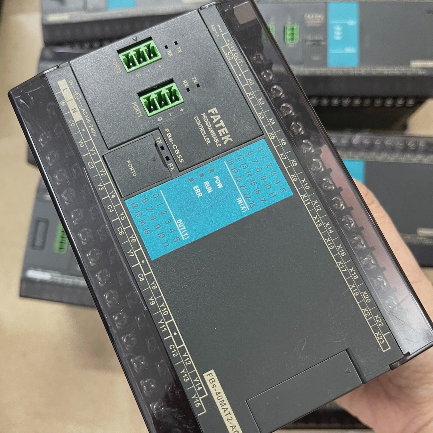 永宏plc，FBS-40MAT2-AC，11台，成色如图，功--议价商品