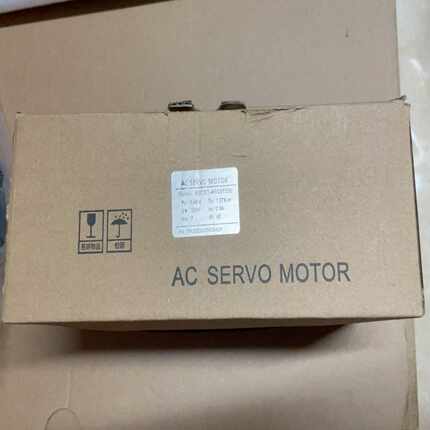 询价60CST-A1C01330，通航400W全新原包装伺服电机