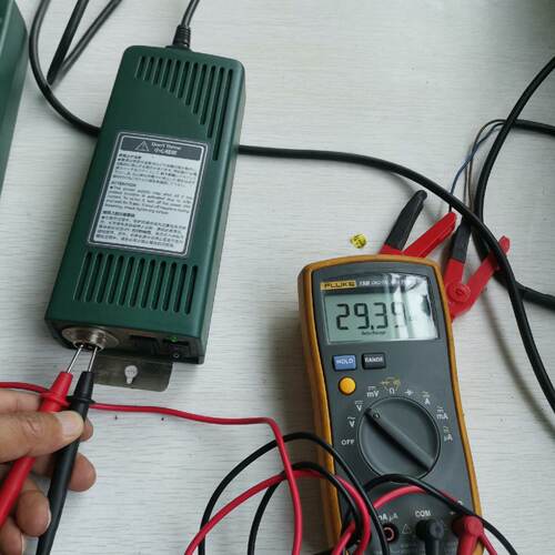 HIOS好握速电批电源CLT-60，带安装支架的指示灯亮，空--议价商品
