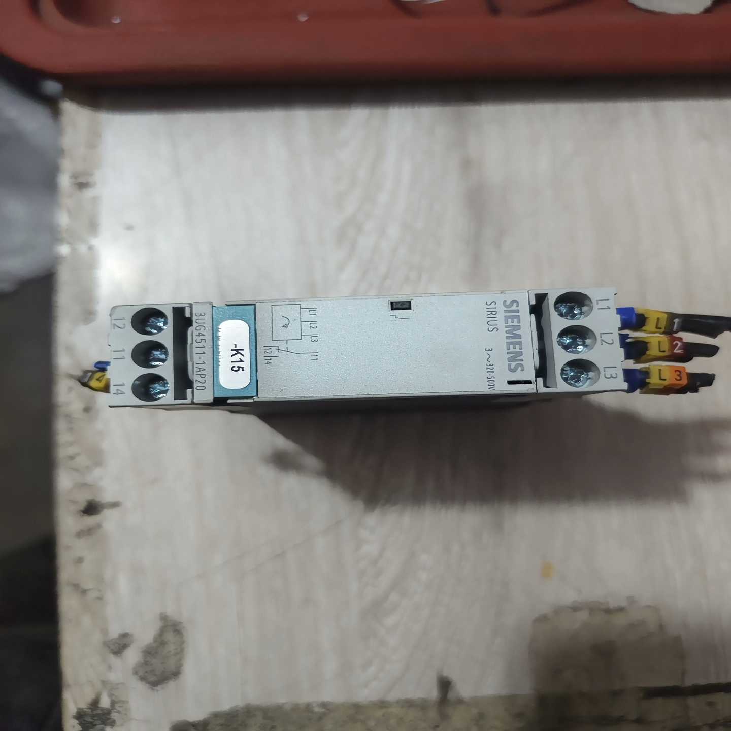 咨询-3UG4511-1AP20如图，9新吧