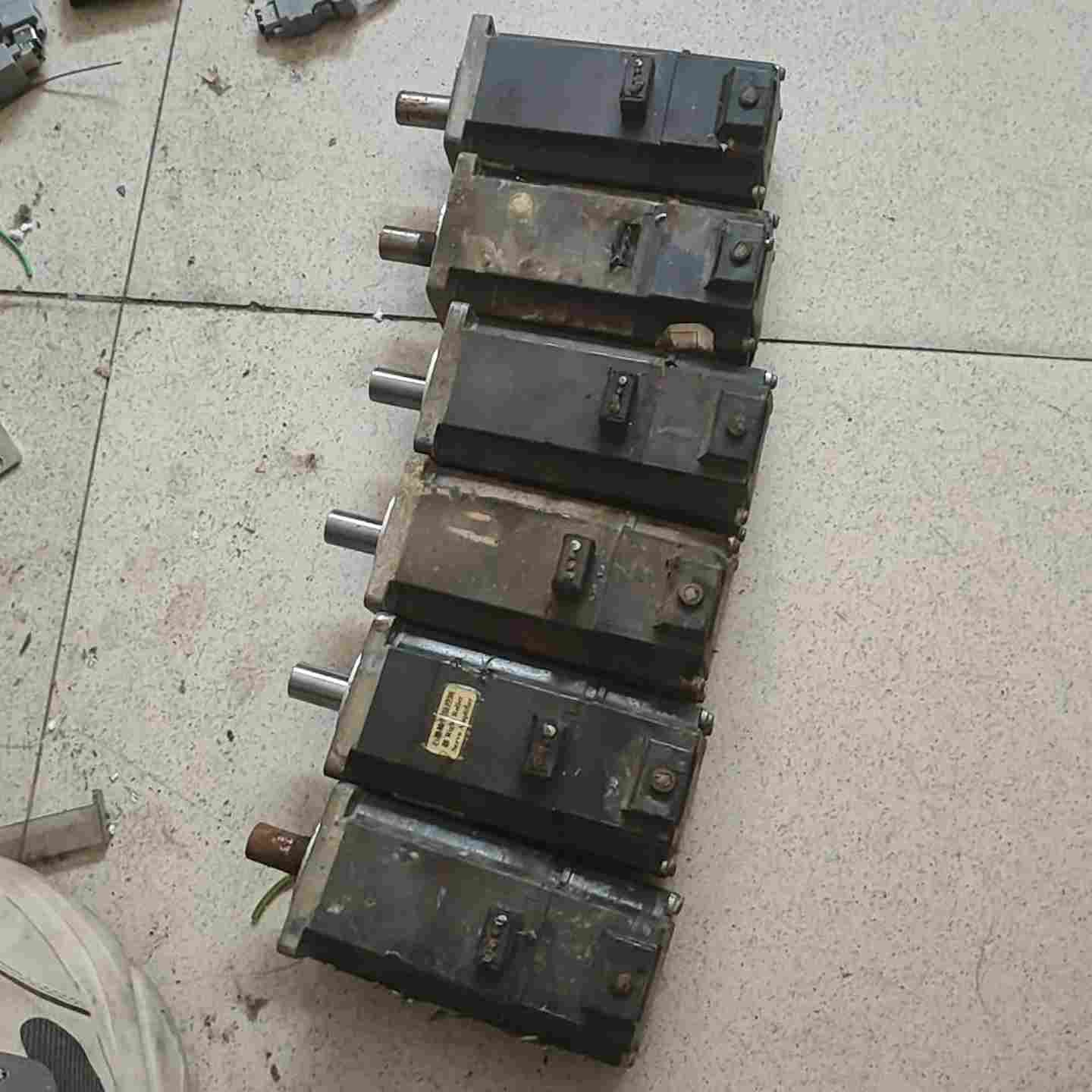 原装进口拆机东方调速电机USM206-402W2，齿轮箱2G--议价商品