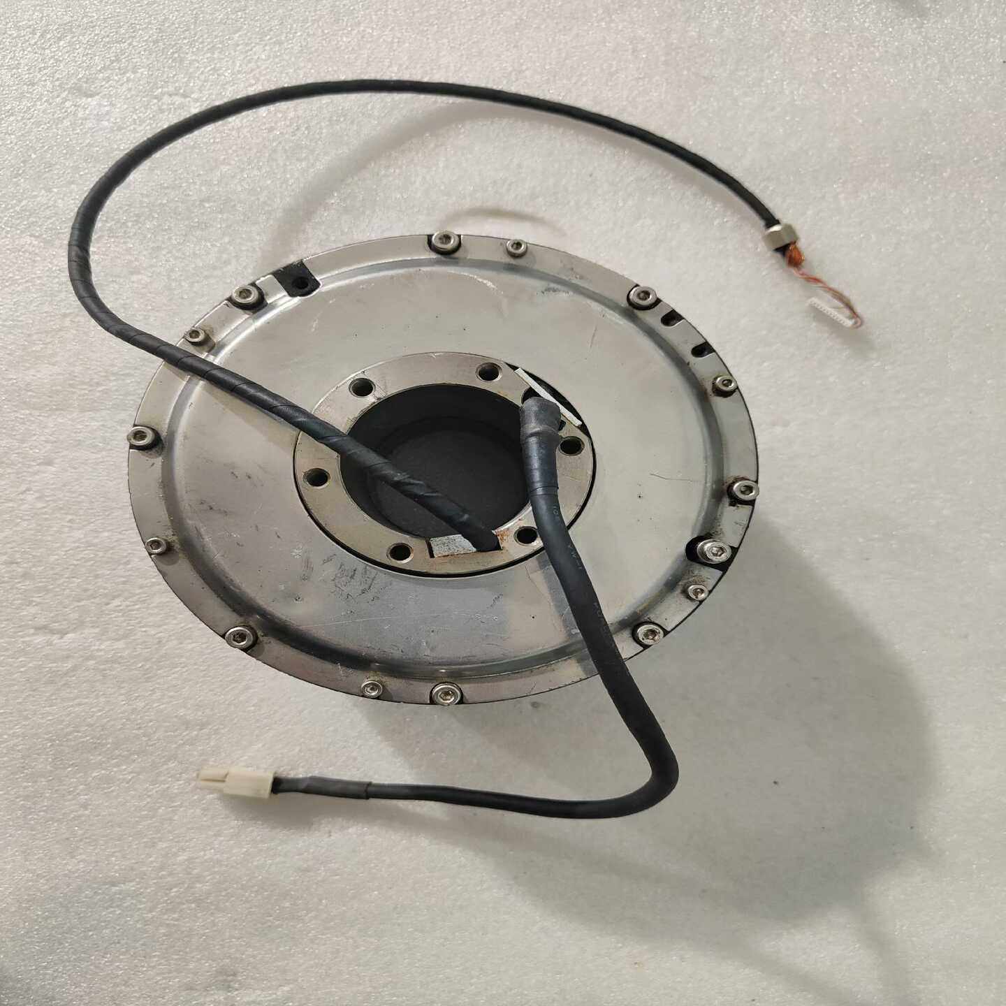 【议价】Disco马达HDM200AC-E实物图，线束完整插头。议适用