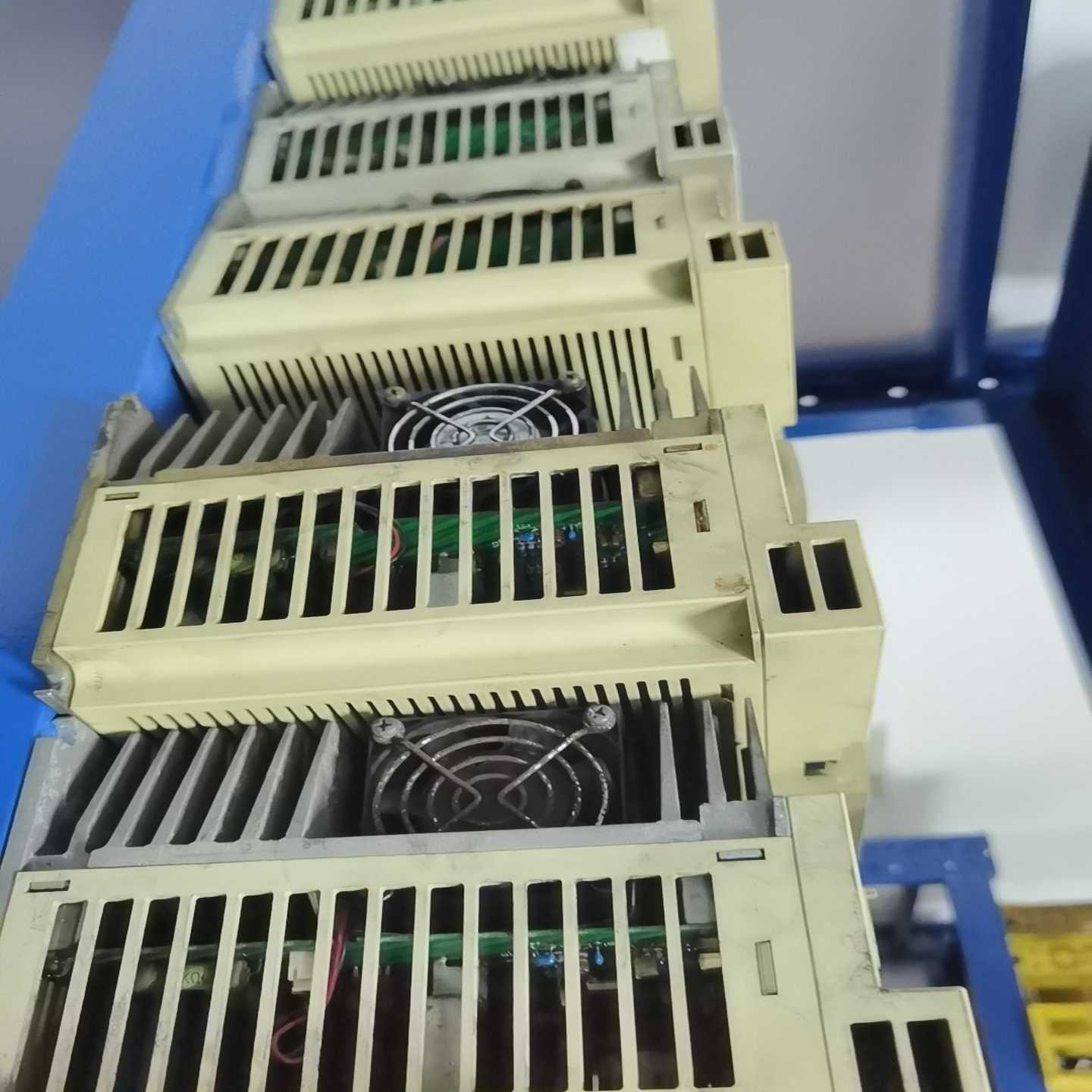 询价MDS-B-SPJ2-75主轴驱动器顺丰。