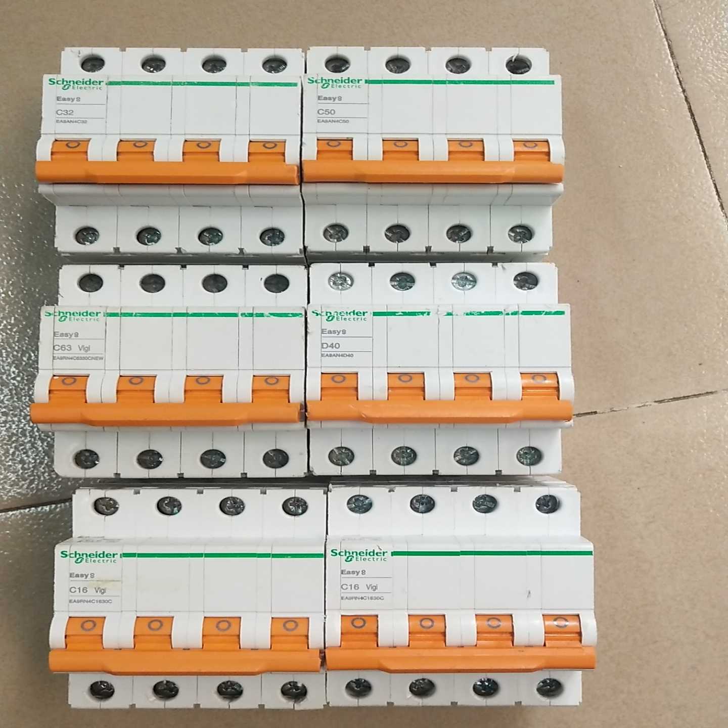 E8系列4p空开10安－63安，包，功能正常询价