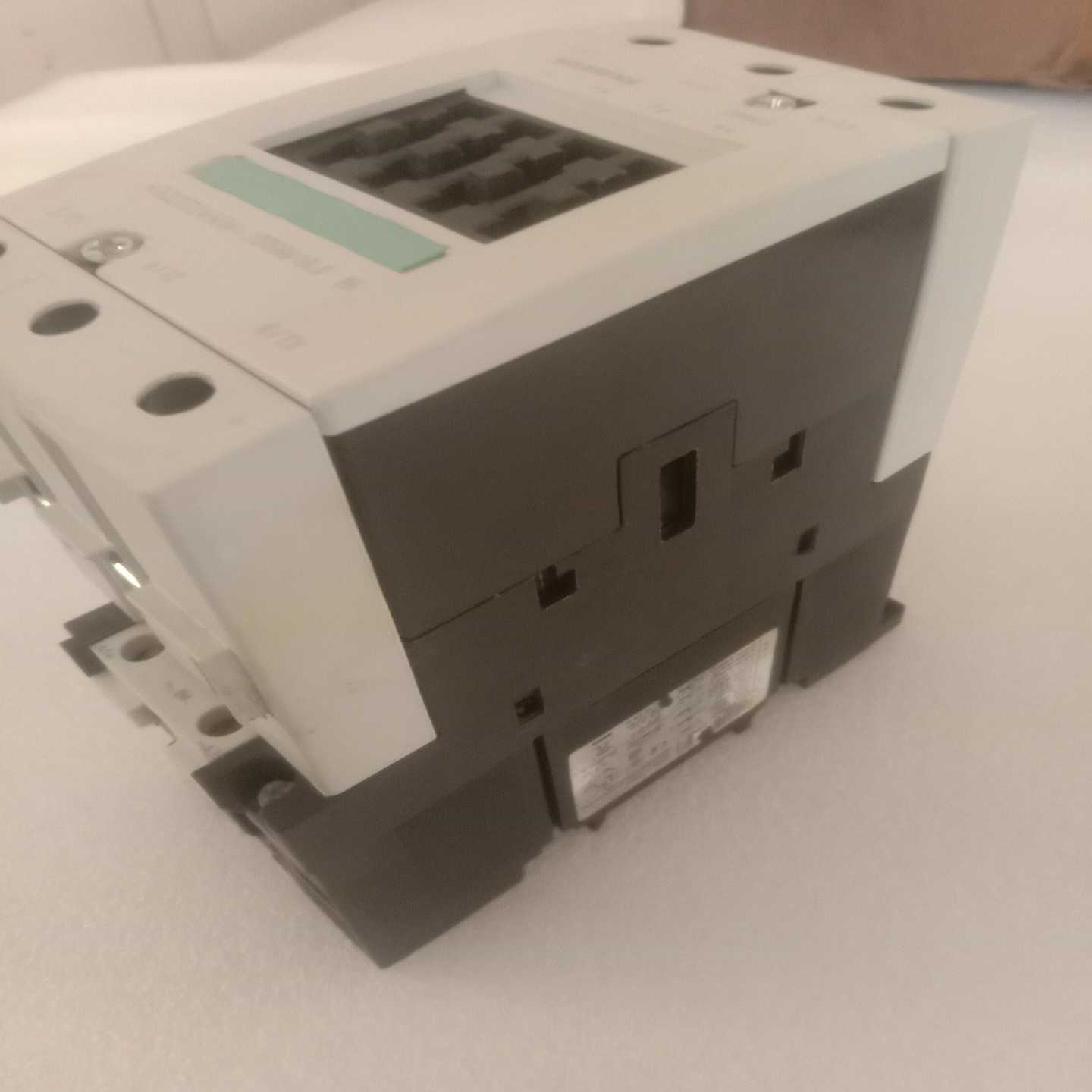 接触器3RT5046－1B.0    DC24V。~询价