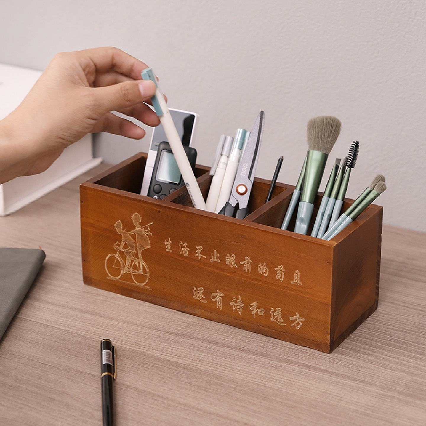 创意时尚多功能实木笔筒办公室桌面复古笔桶中国风收纳盒定制