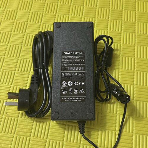 爱图仕amaran艾蒙拉100DXS200S200D直播补光灯电源48V2.7A5.2a