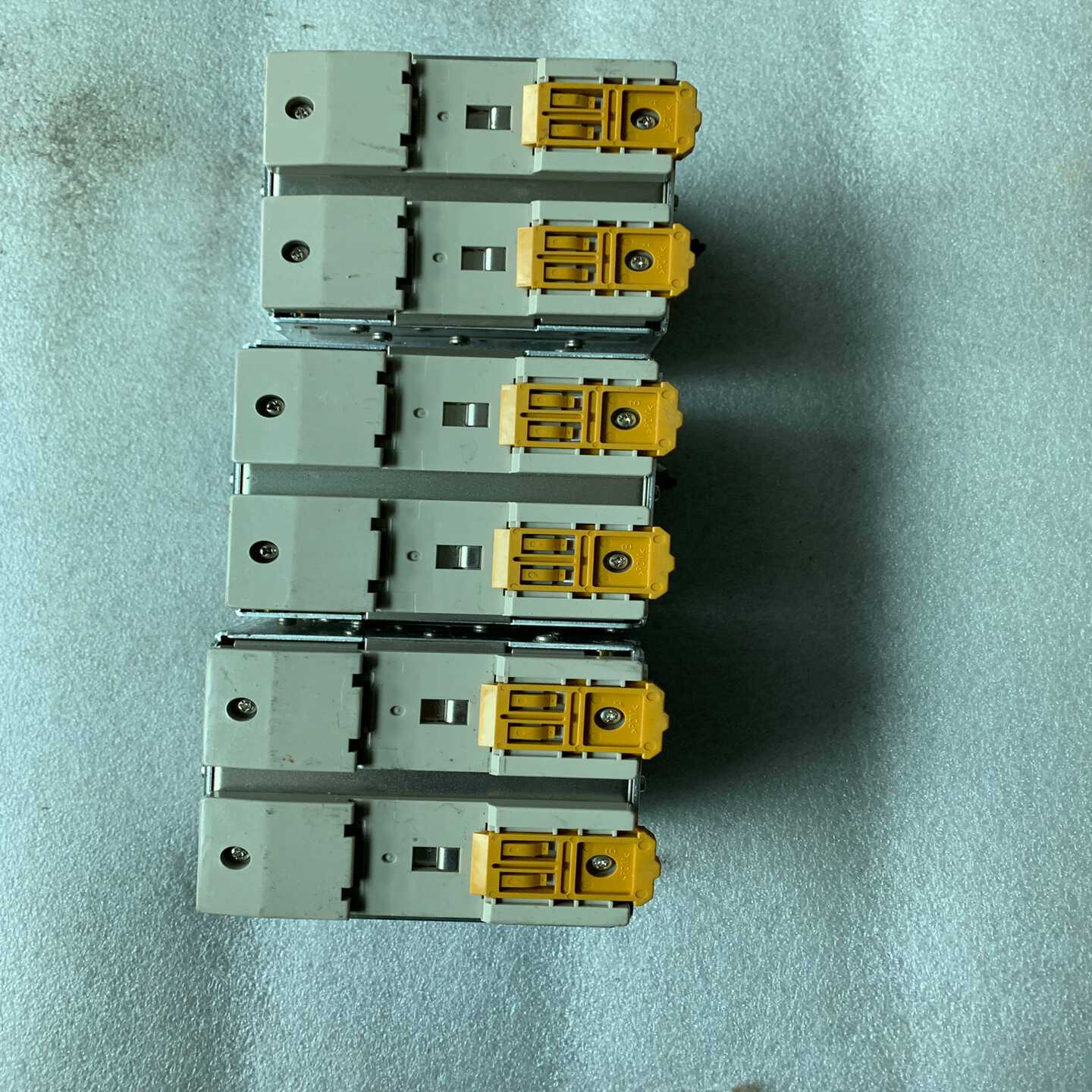 PLCPLC  CP1E-E20DR-A；议价