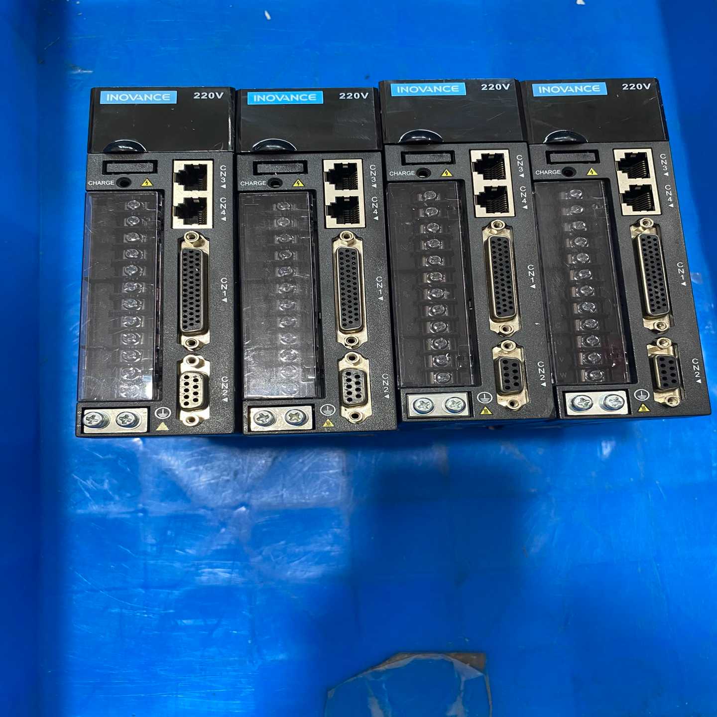 汇川伺服驱动器型号IS620PS2R8I实物图拍摄成色