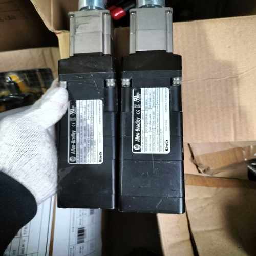 【星慕电子】AB伺服电机MPL-A1520U-EJ74AA