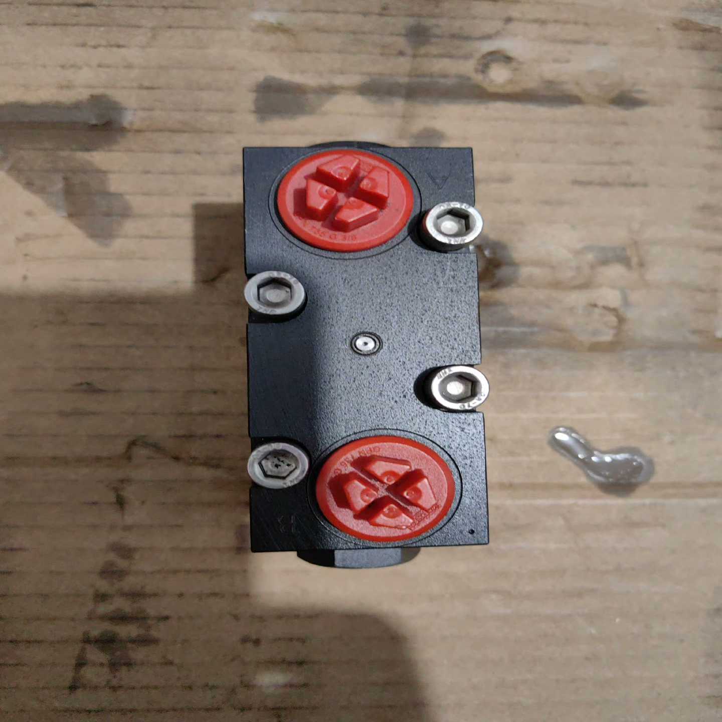 （霸霸电子）哈威HAWE多路阀液压锁DRH