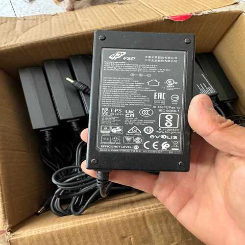 咨询-全汉24v2.5a适配器，全汉24v2.5a适配器，