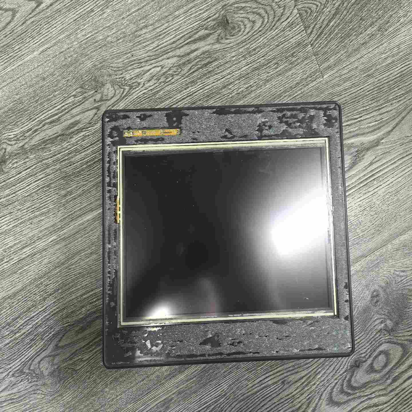 咨询-威纶MT6100iV5WV功能正常膜撕掉了