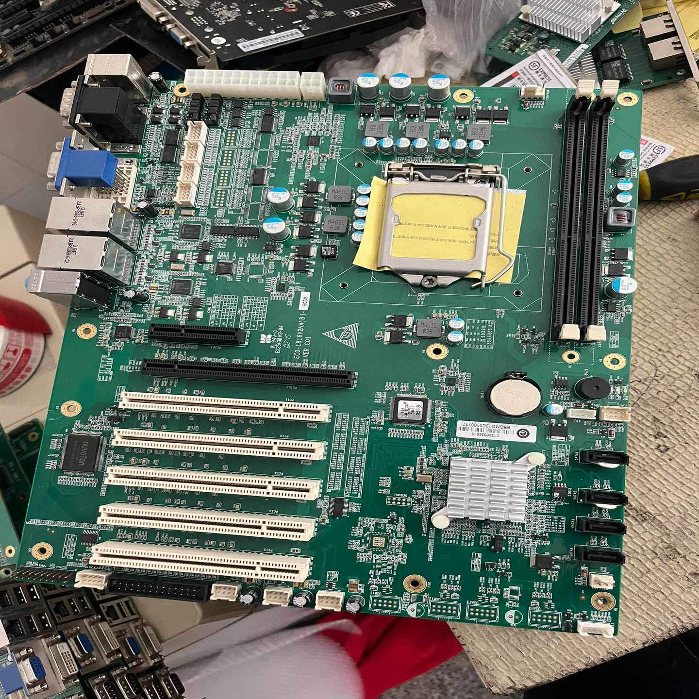 咨询-研祥ECO-1816V2NA(B)-6COMC00VE