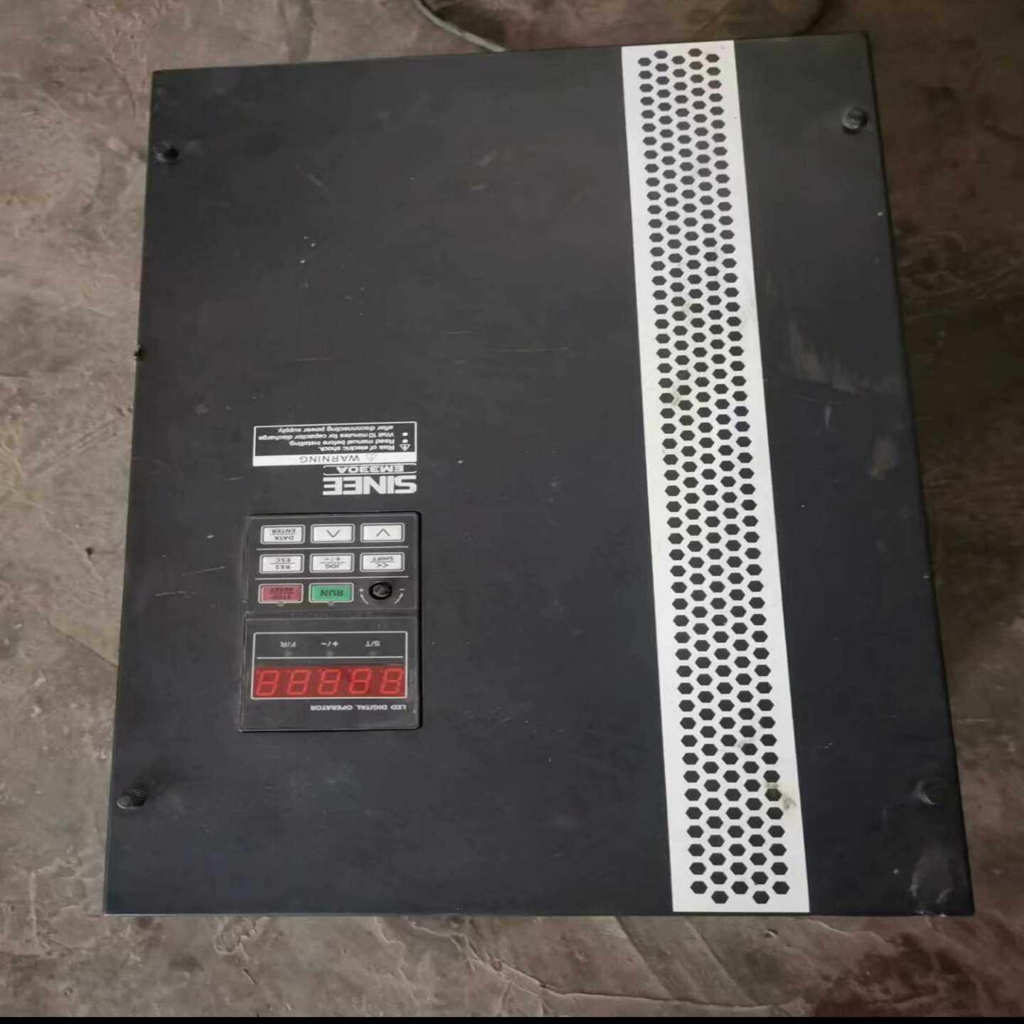 正弦变频器，EM330A-037-3C，37KW，，（零零电子）