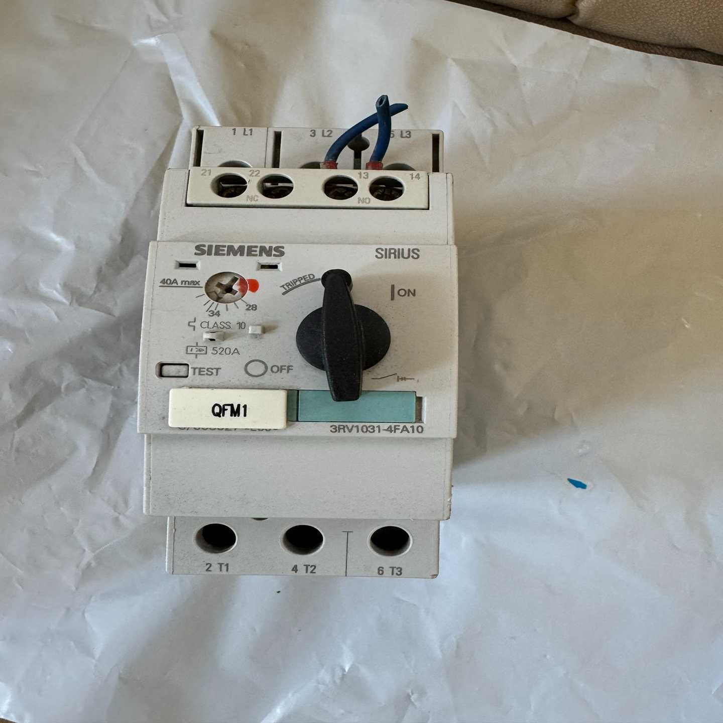 咨询-断路器3RV1031-4FA10，实物发货