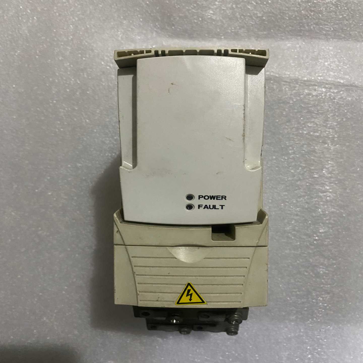 【议价】变频器，的，成色可以，型号：ACS355-03E-适用