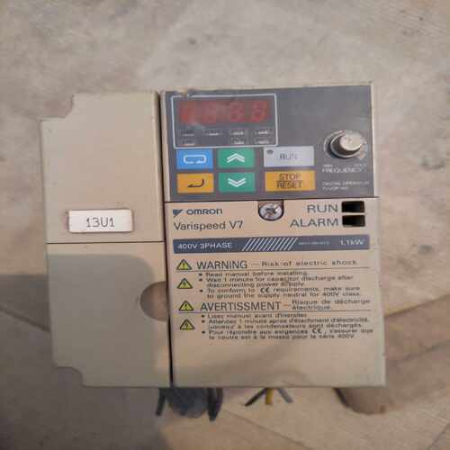 CIMR-V7AZ40P7  1.1KW图片为，剪线~询价
