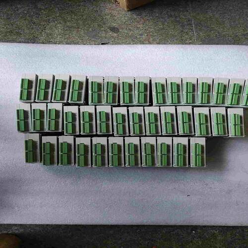 台达扩展模块 DVP16SM11N，，成色如图，~询价