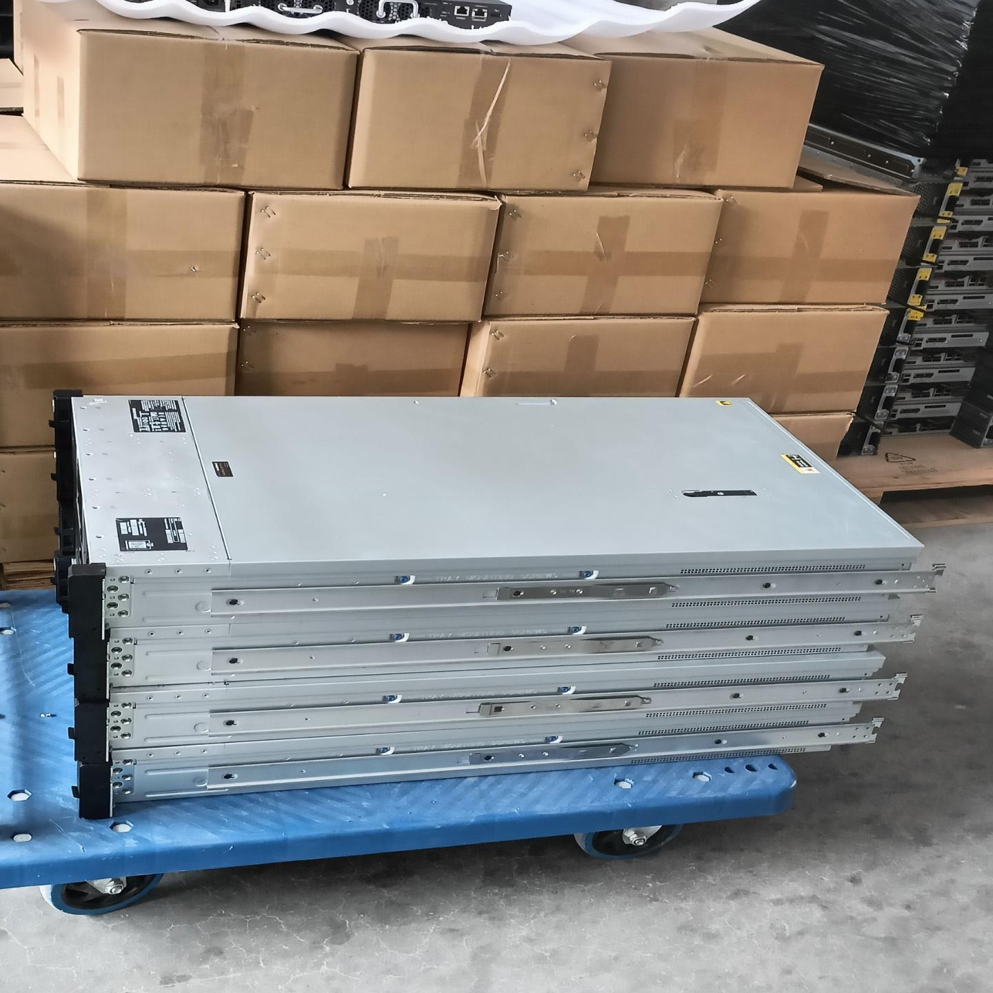 HP DL560 G10 2.5寸16盘位2U四路高密服务器~议价