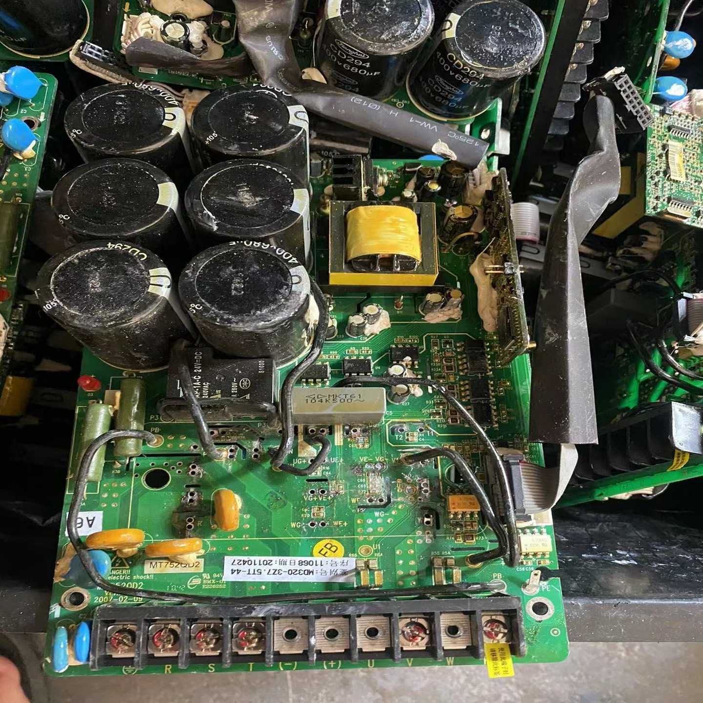 汇川MD280系列3.75.57.5kw驱动主板显示询价