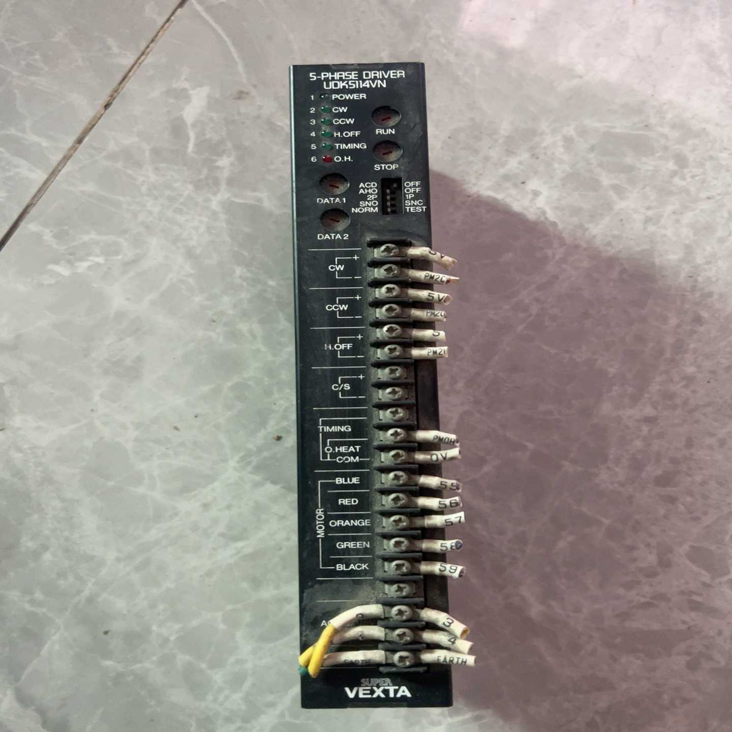 VEXTA东方UDX5114VN驱动器，剪线一个，实物拍【卡奥电子】