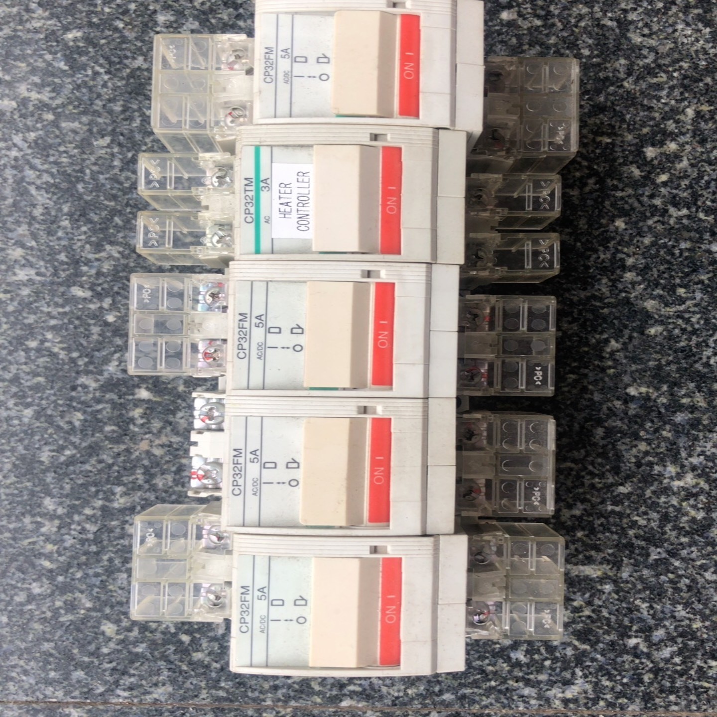 【请询价】正品原装富士小型断路器CP32FM5A