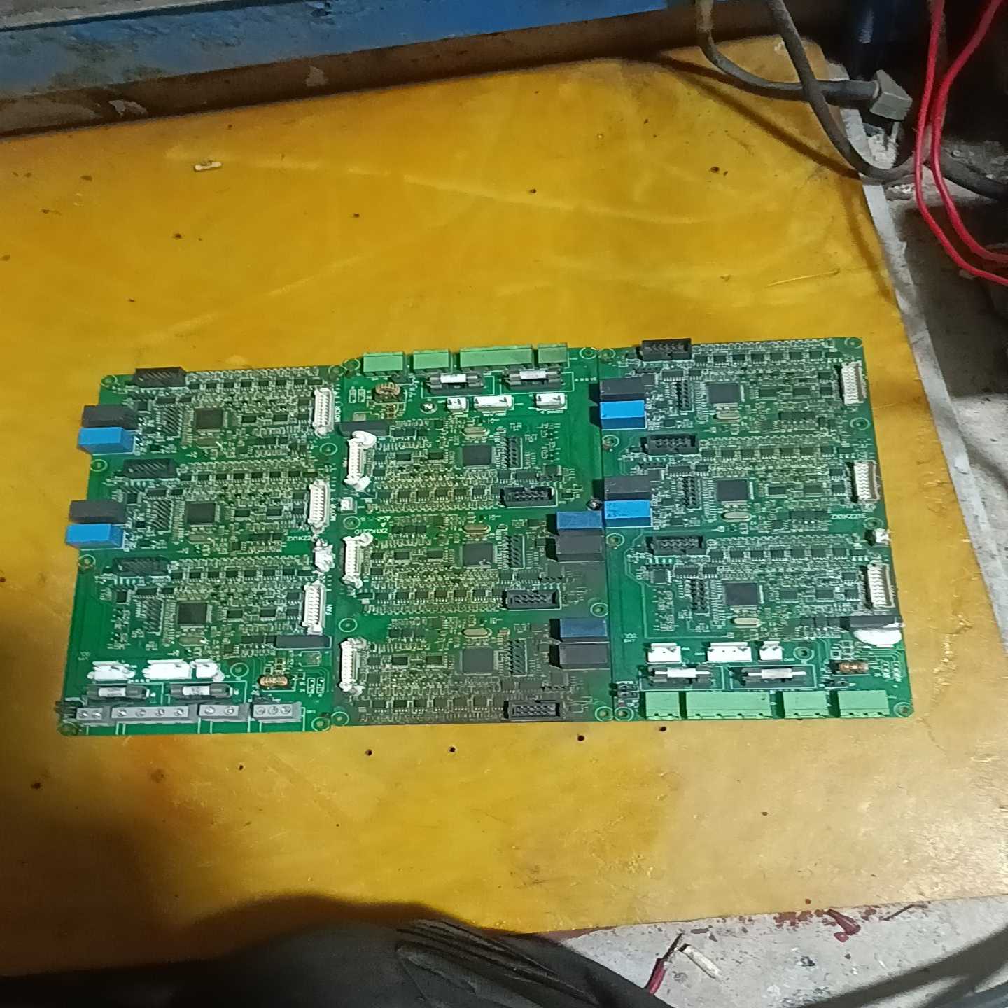 议价众辰空压机600变频器主板，拆机包好，500一现货/维修