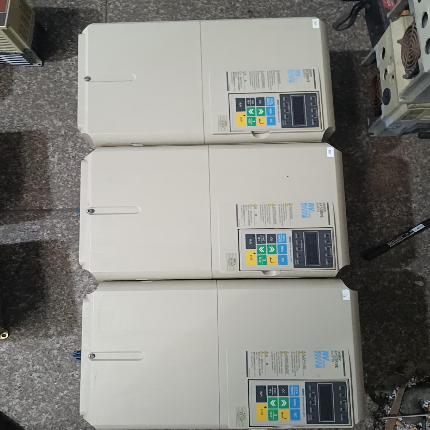 3G3RV-A4185-ZV1变频器功能正常成色如图需~询价