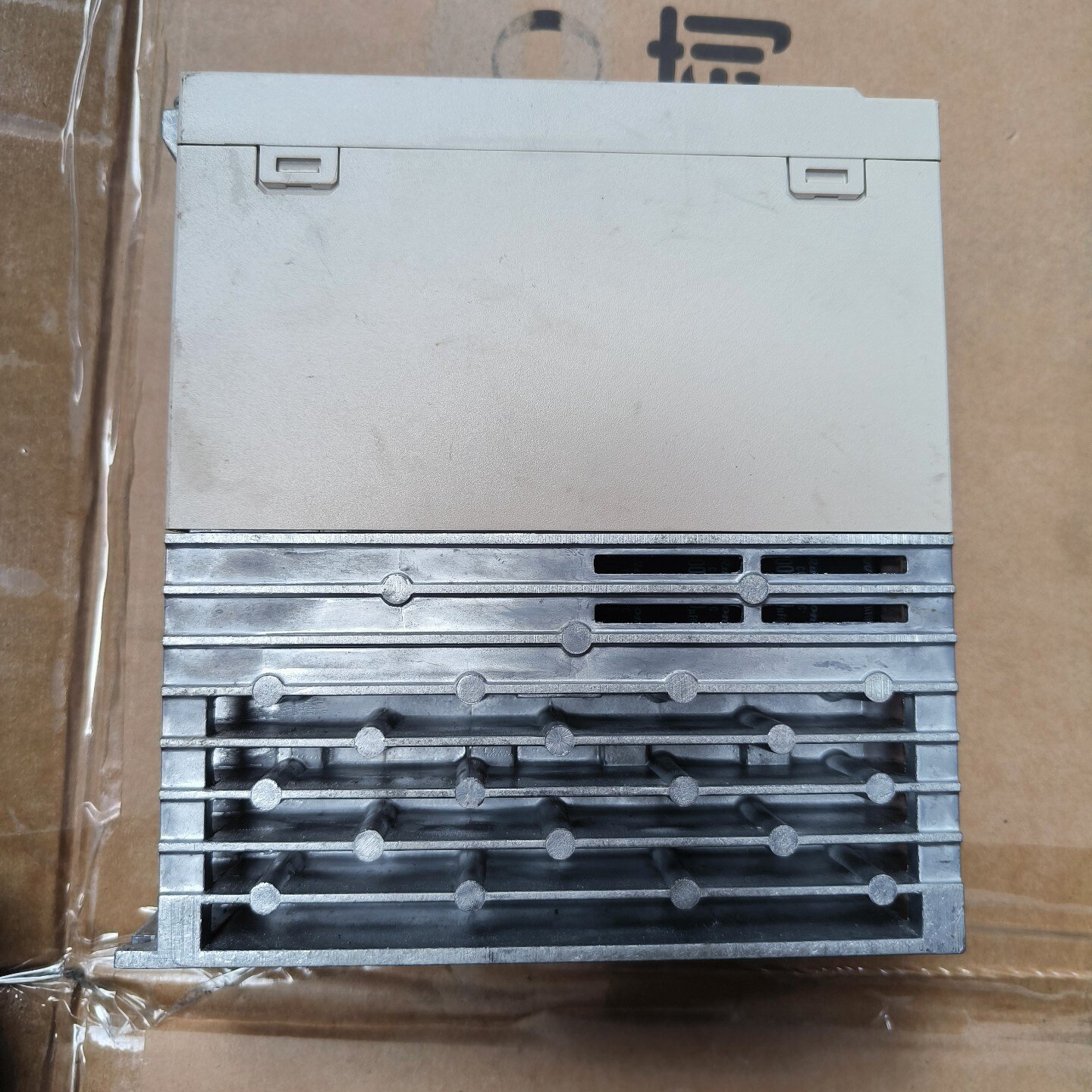 安川伺服驱动器SGPMS-2R5A10A(450w)库存件！--议价商品