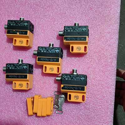 询价~易福门传感器，AC2316，，还剩三只有垫片，，