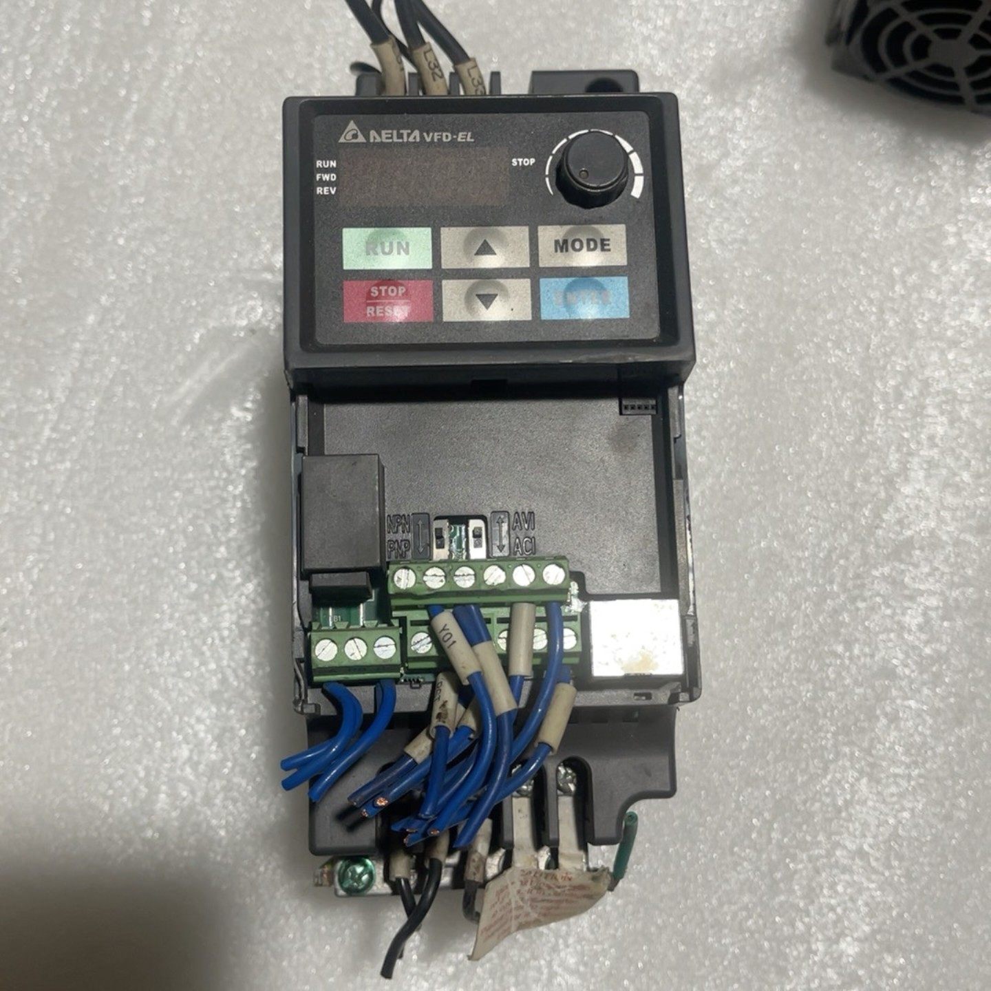 台达变频器VFD004EL43A一台0.4kw 380V{议价}