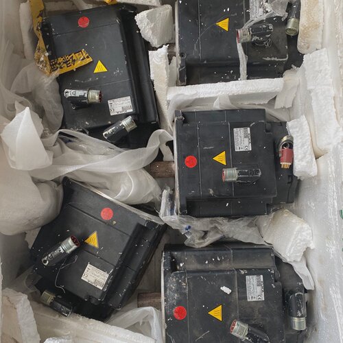 寻《库卡4.9KW电机1FK7101Y711SY3ZS7