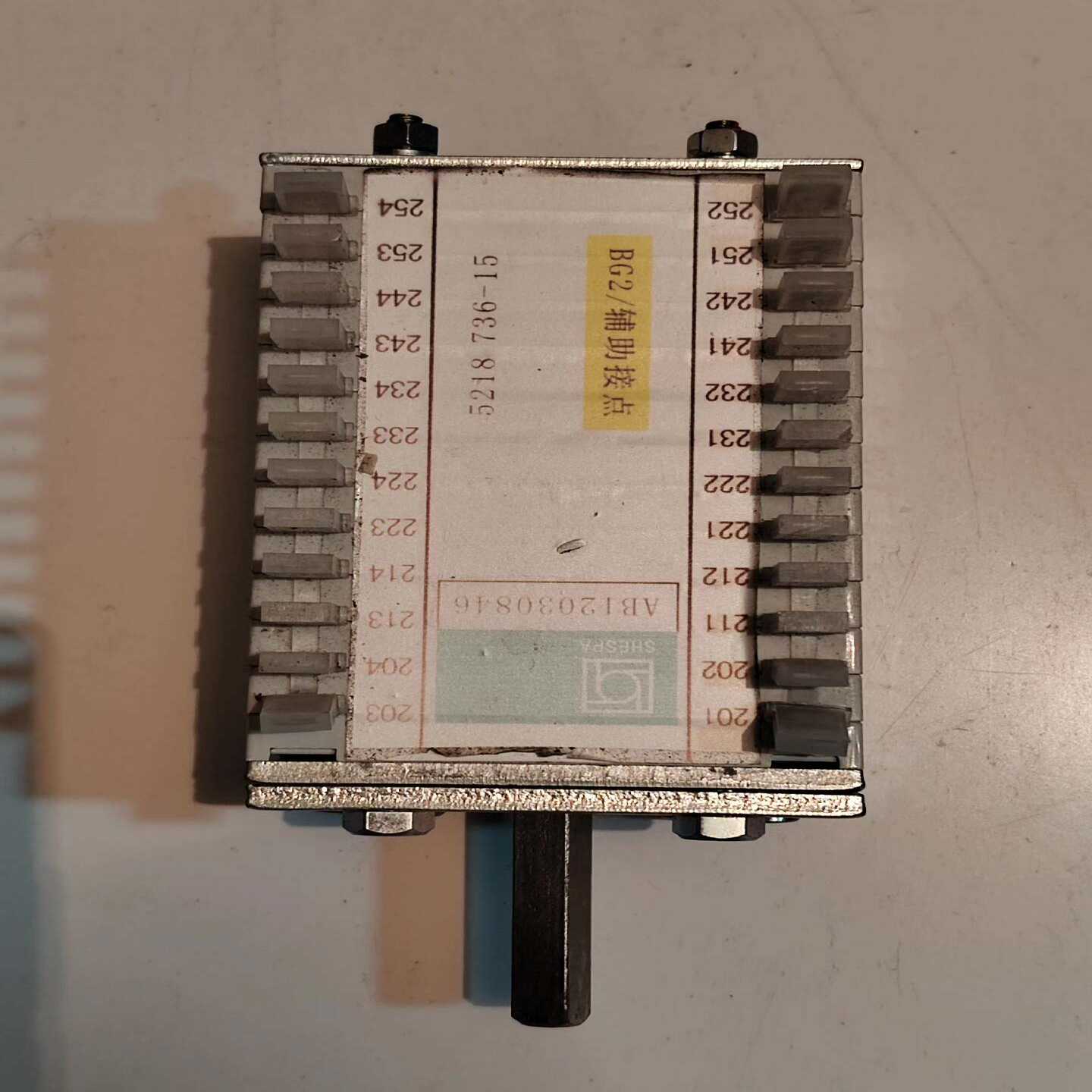 BG2辅助开关SHESPA，AB12030846.5218询价