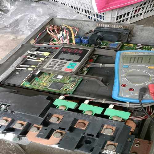 【星慕电子】#变频器 富士FRN45P11S-4CX，45kw，无修