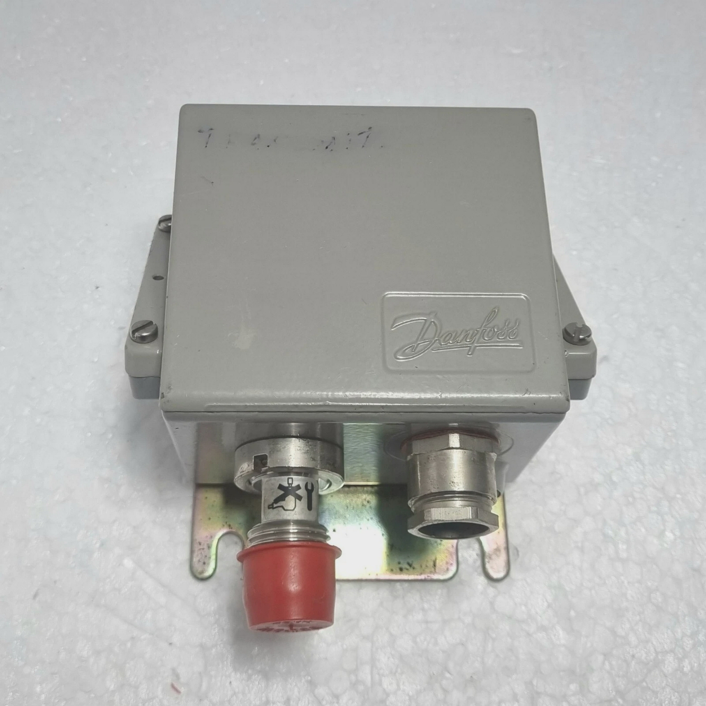 丹佛斯EMP2压力变送器0...160巴084G2116